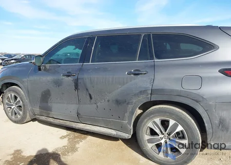 2022 Toyota Highlander Xle from USA, damaged, VIN 5TDGZRAH3NS540489